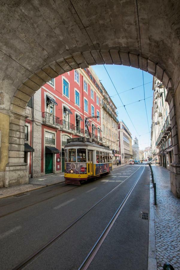 A Captivating Apartment Close To River Tagus In Lisboa Eksteriør bilde